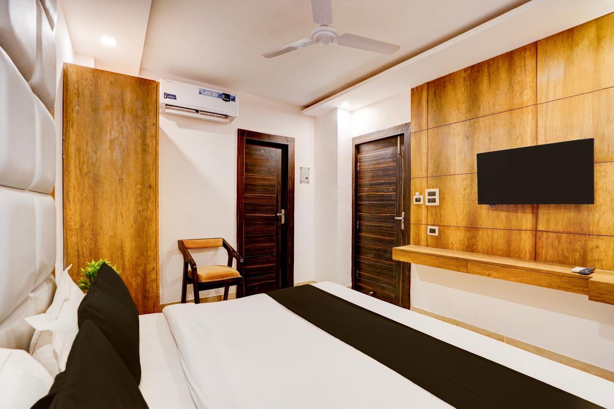 Super Hotel O Haridwar Near Shanti Kunj Raiwala エクステリア 写真