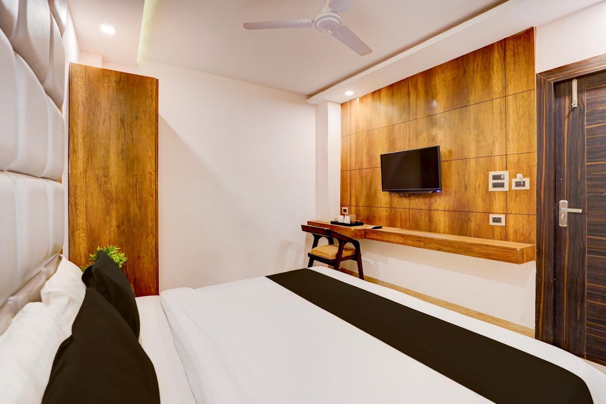 Super Hotel O Haridwar Near Shanti Kunj Raiwala エクステリア 写真